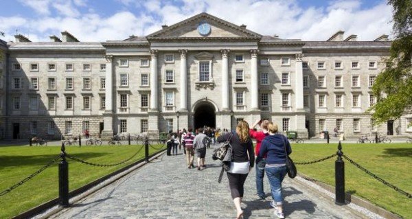 Tiết kiệm 50% Chi phí Du học Đại học TOP đầu Anh Quốc và Ireland